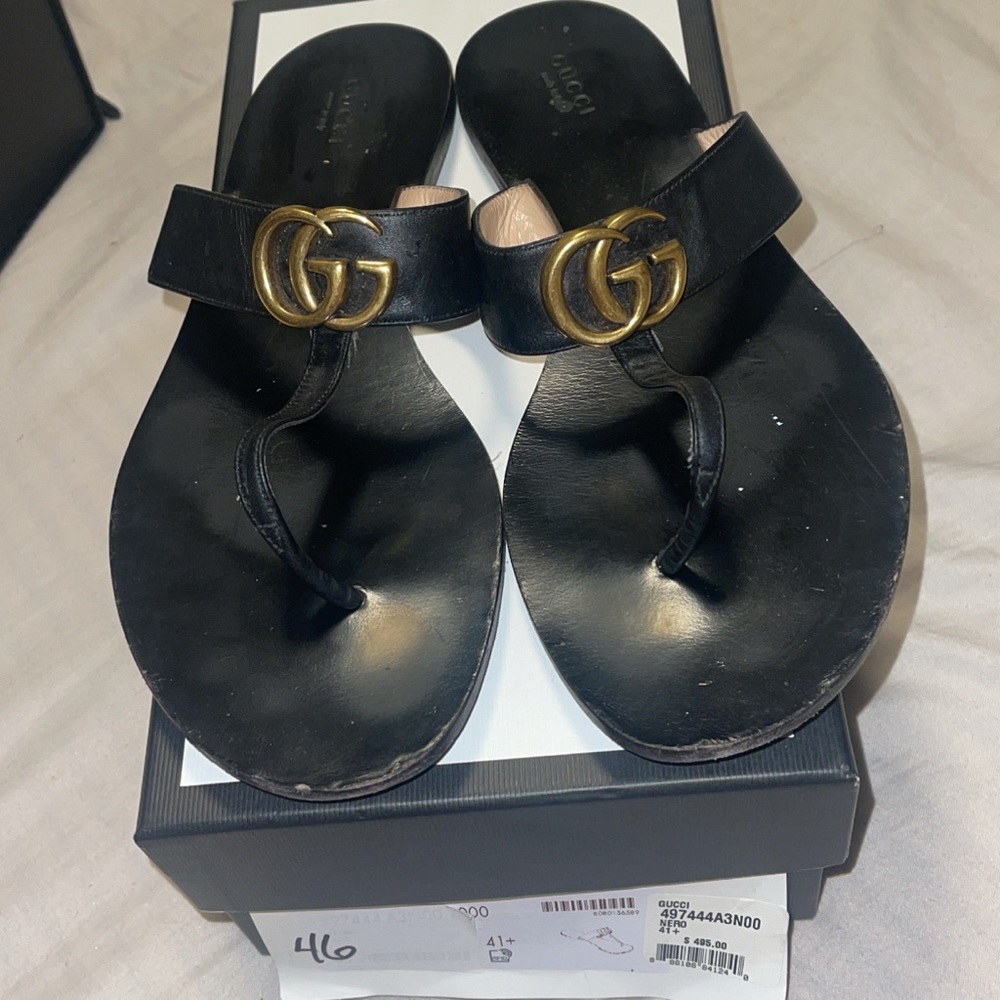 Black Women’s Gucci Slides size 41